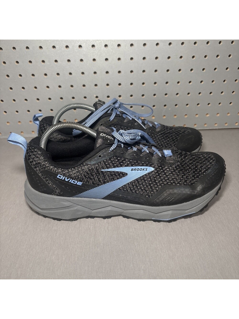 Brooks Divide 1 Trail Running Shoes Womens Sz 11 B Black Blue Gray 1203211B080